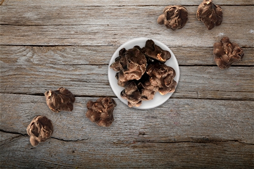 Chocolate Peanut Clusters - 14 oz bag